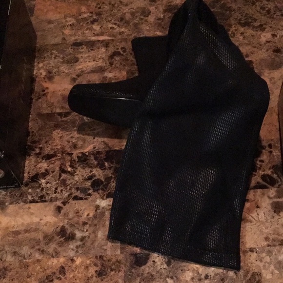 Boots - Picture 2 of 6